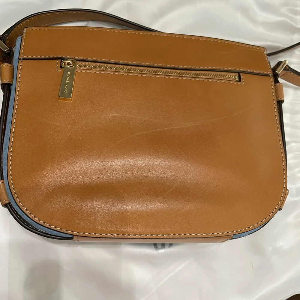 Authentic Michael Kors Romy Crossbody - Picture 4 of 10